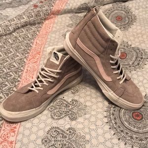 Customized SK8-HI Vans